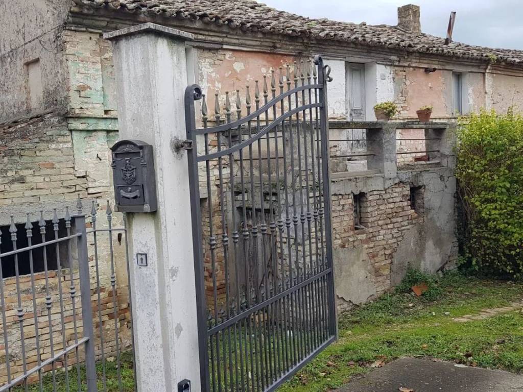 Villa a Civitanova marche in Strada Provinciale Bivio Delle Vergini-Civitanova Marche, 28 - Foto 3