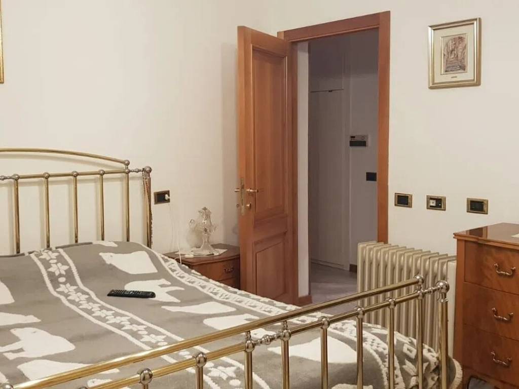 Villa a Cessapalombo in Via Giuseppe Garibaldi No Number - Foto 2