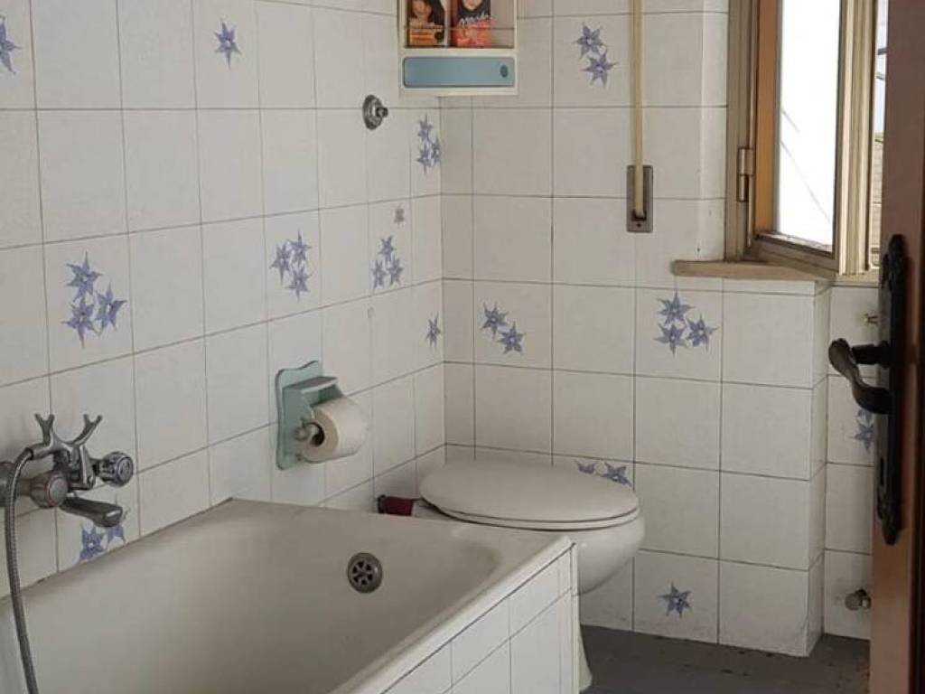 Appartamento a Civitanova marche in Via Giorgio Sidney Sonnino, 43 - Foto 5