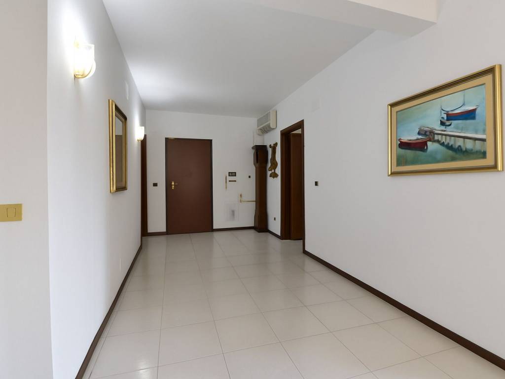 Appartamento a Iglesias in Via Roberto Cattaneo - Foto 5