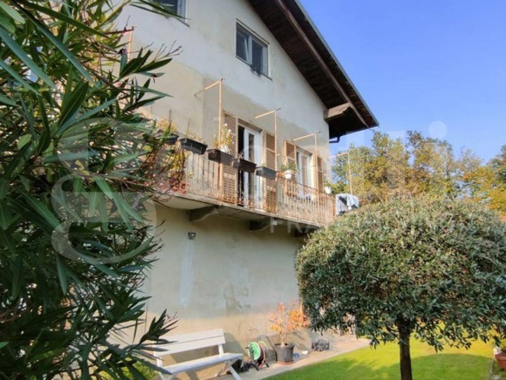 Casa indipendente a Biella in Strada Cantone Vindolo, 86 - Foto 4