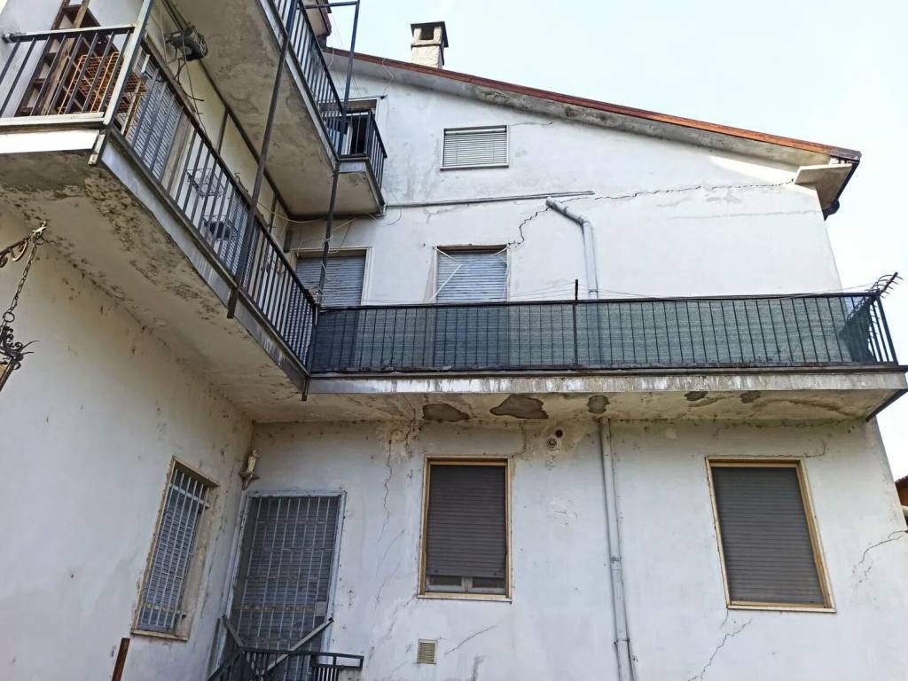 Palazzo / stabile a Tromello in Trieste No Number - Foto 3