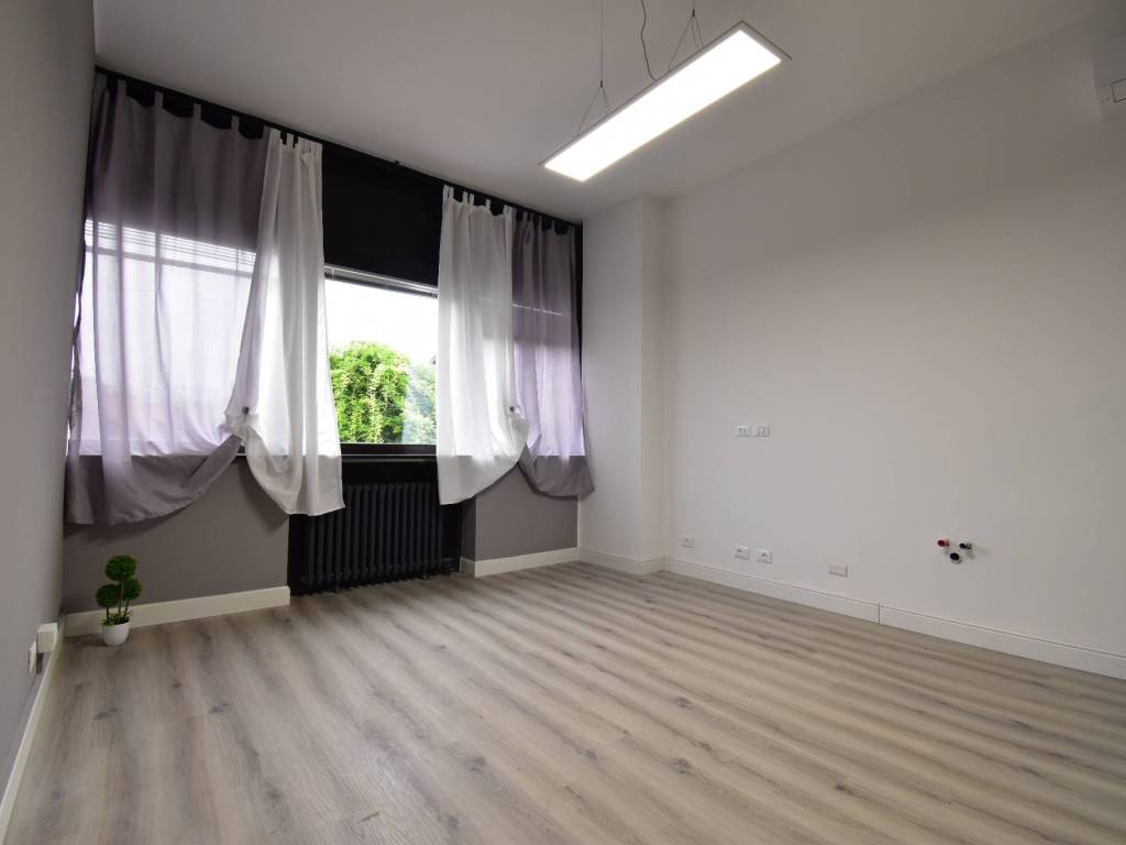 Appartamento a Collegno in Via Fratelli Tampellini, 5 - Foto 4