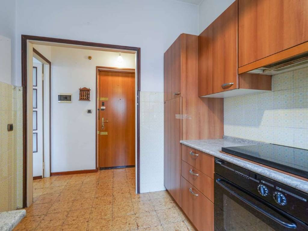 Appartamento a Roncello in piazza Sant'Ambrogio 7 - Foto 3