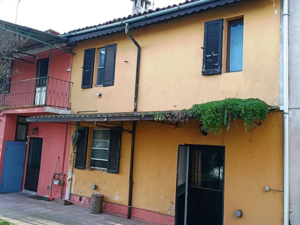 Villa a Mortara in A Pochi Minuti - Foto 2