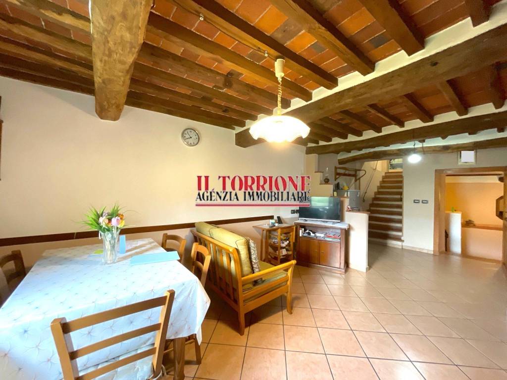 Casa indipendente a Pescia in Via della Pieve Romanica - Foto 3