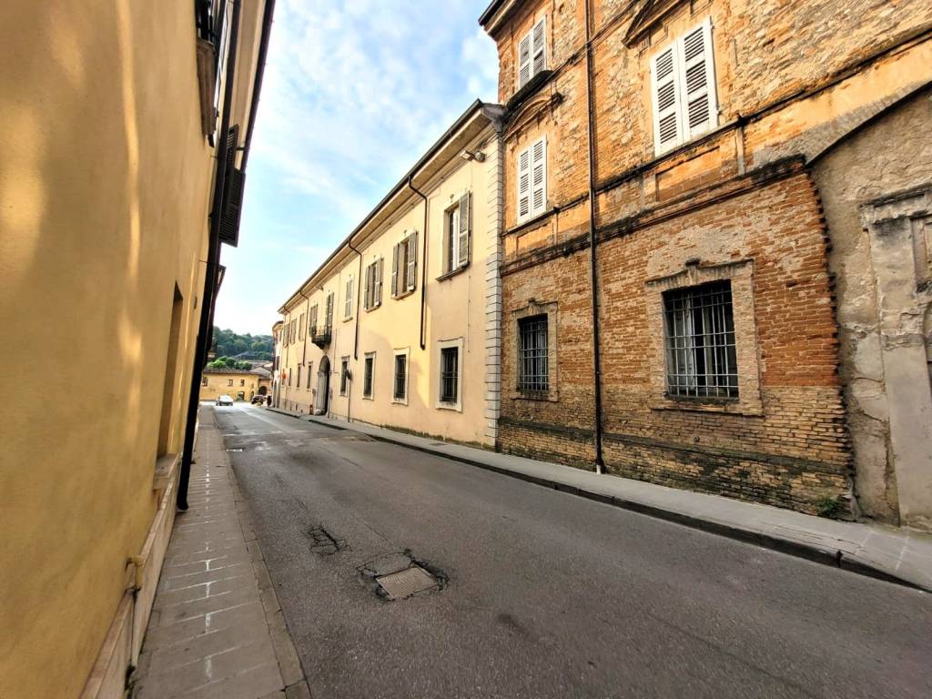Palazzo / stabile a Castiglione delle stiviere in Via Ascoli, 33 - Foto 3