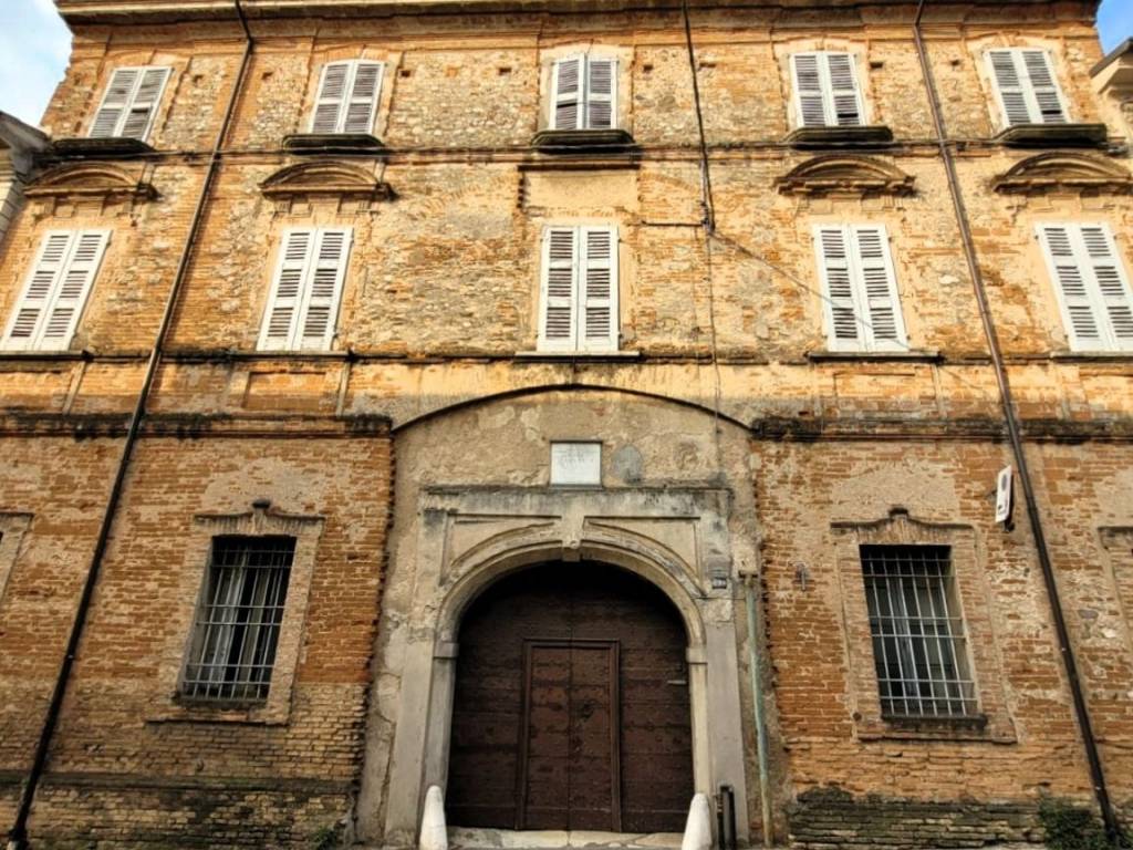 Palazzo / stabile a Castiglione delle stiviere in Via Ascoli, 33 - Foto 4