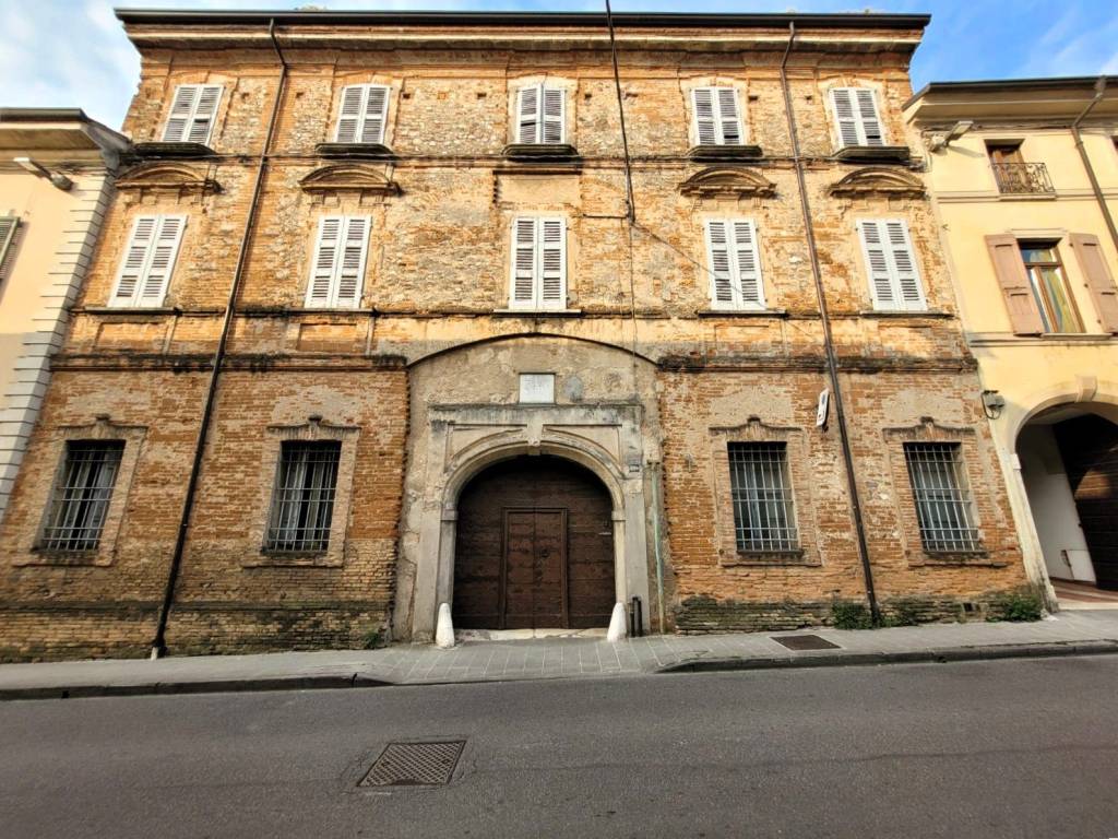Palazzo / stabile a Castiglione delle stiviere in Via Ascoli, 33 - Foto 5