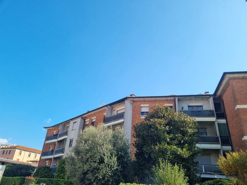 Appartamento a Brescia in Via San Zeno, 35 - Foto 3