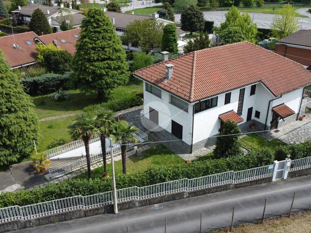 Villa a Rivoli in Via Primo Maggio, 88 - Foto 2
