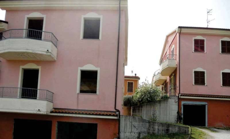 Appartamento a Urbino in Via Sandro Pertini - Foto 3
