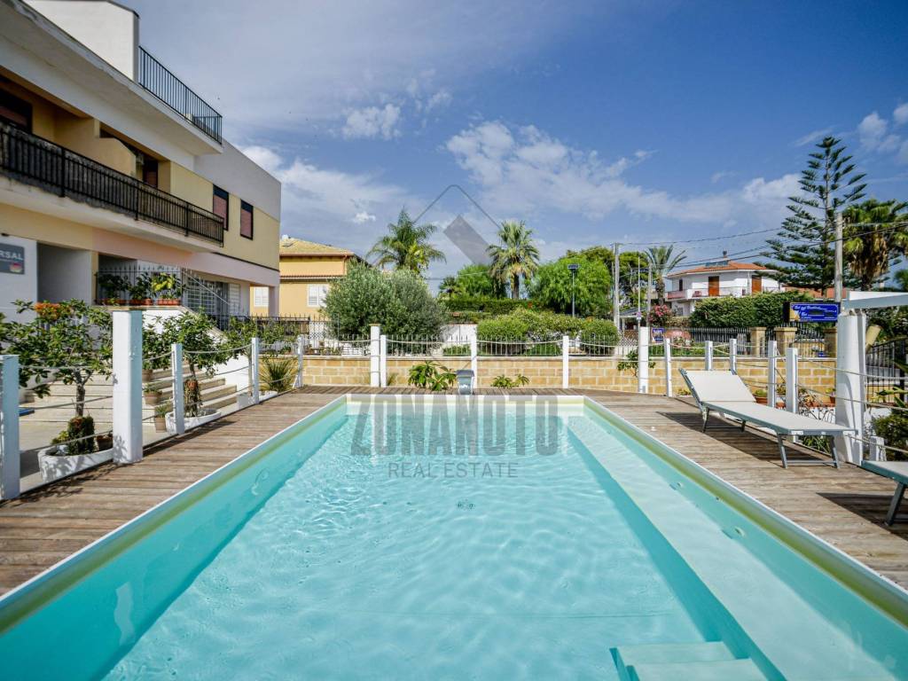 Villa a Noto in Via Gaetano Martino, 13 - Foto 2