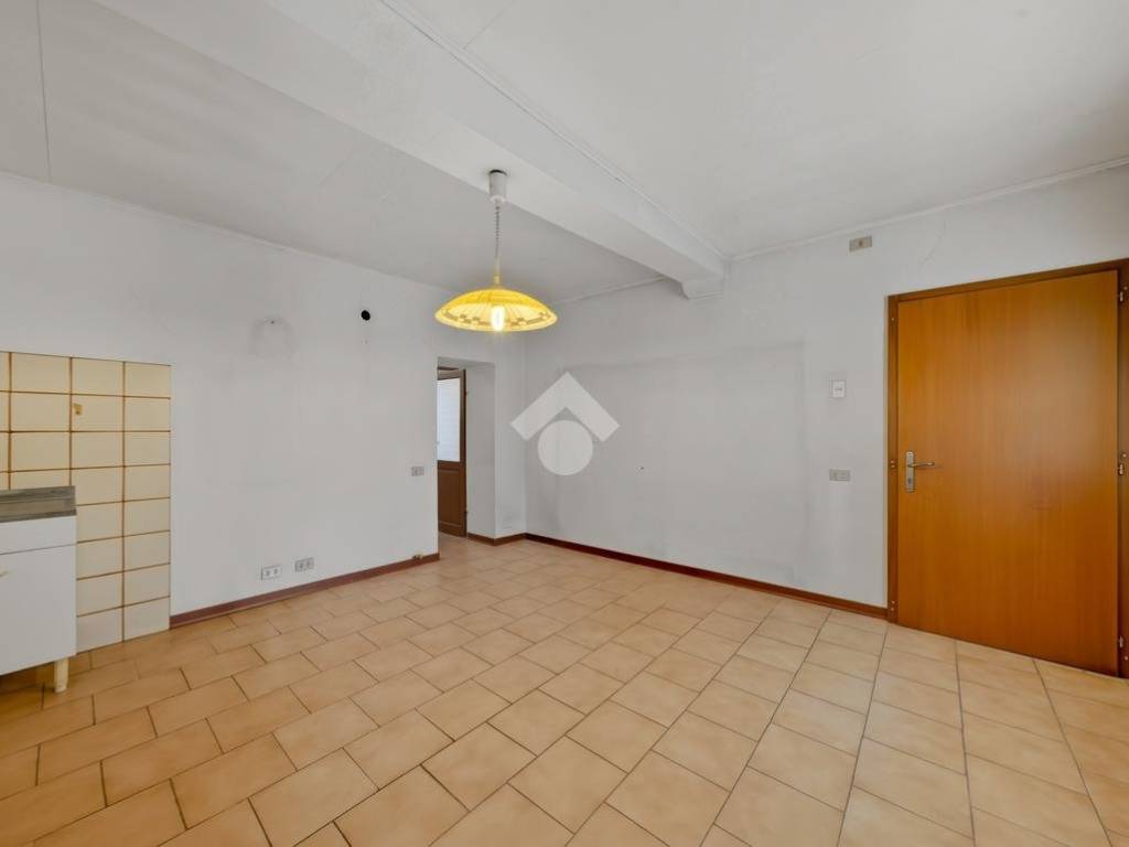 Appartamento a Reggio emilia in Via Guicciardini - Foto 2