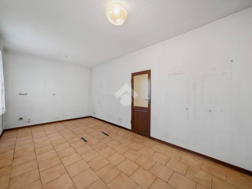 Appartamento a Reggio emilia in Via Guicciardini - Foto 5