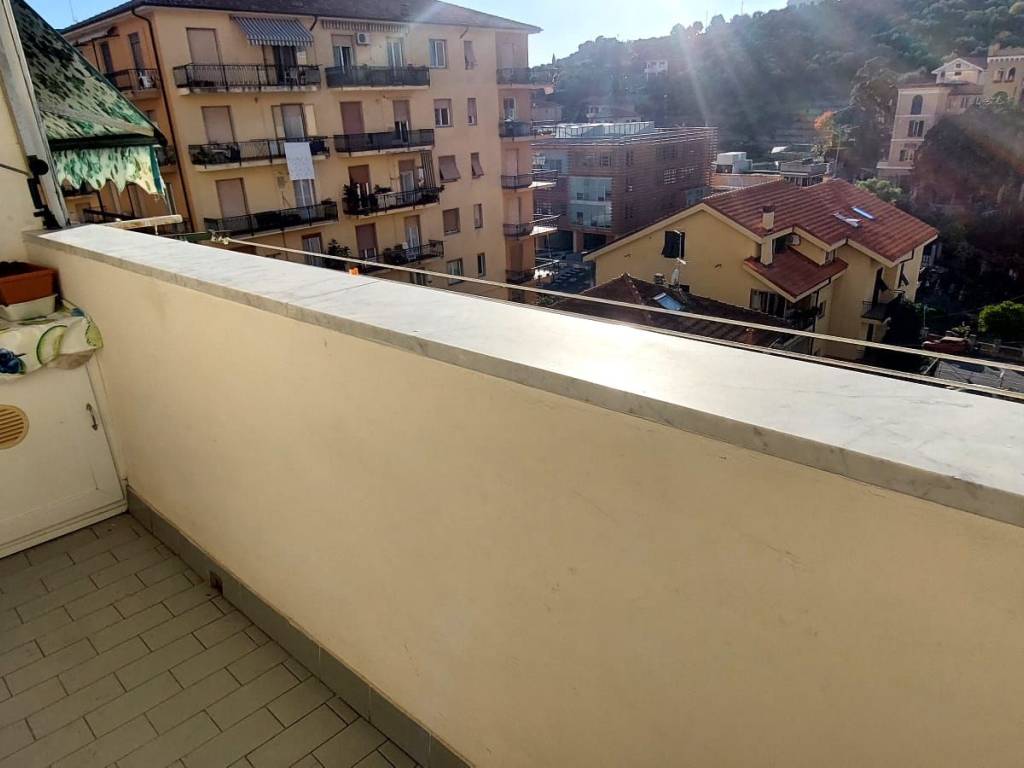 Appartamento a Imperia in Via Giuseppe Verdi - Foto 5