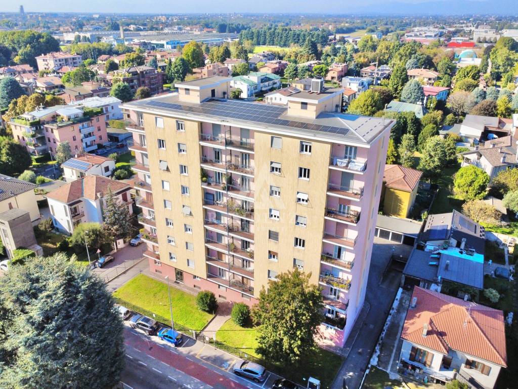 Appartamento a Vedano al lambro in Viale Rimembranze, 38 - Foto 3