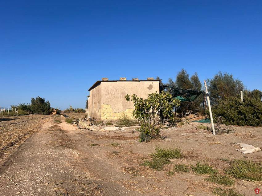 Rustico / casale a Margherita di savoia in S. P. 141 delle Saline - Foto 4