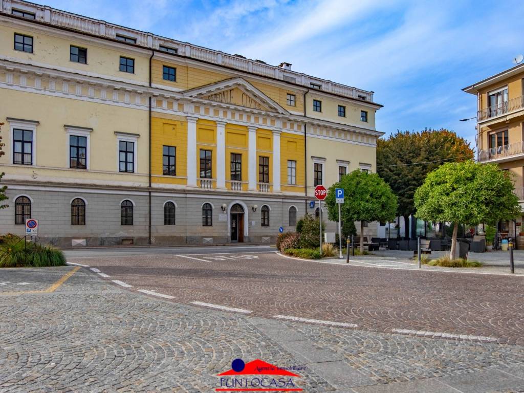 Immobile a Busca in Piazza Regina Margherita, 1 - Foto 2