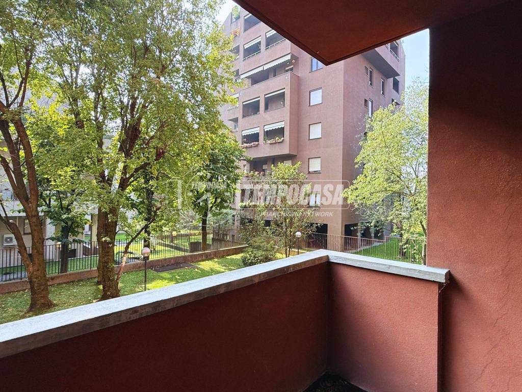 Appartamento a Monza in Via Don L. Sturzo 9 - Foto 3