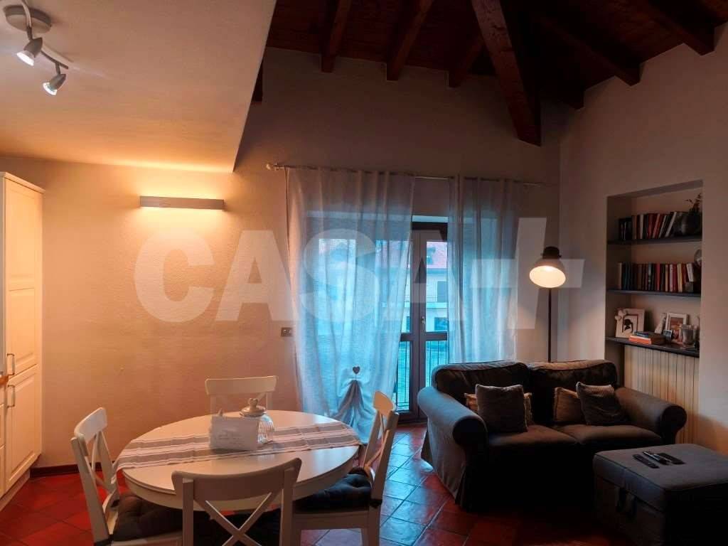 Appartamento a Valganna in Via c. l. de grandi, 12 - Foto 4