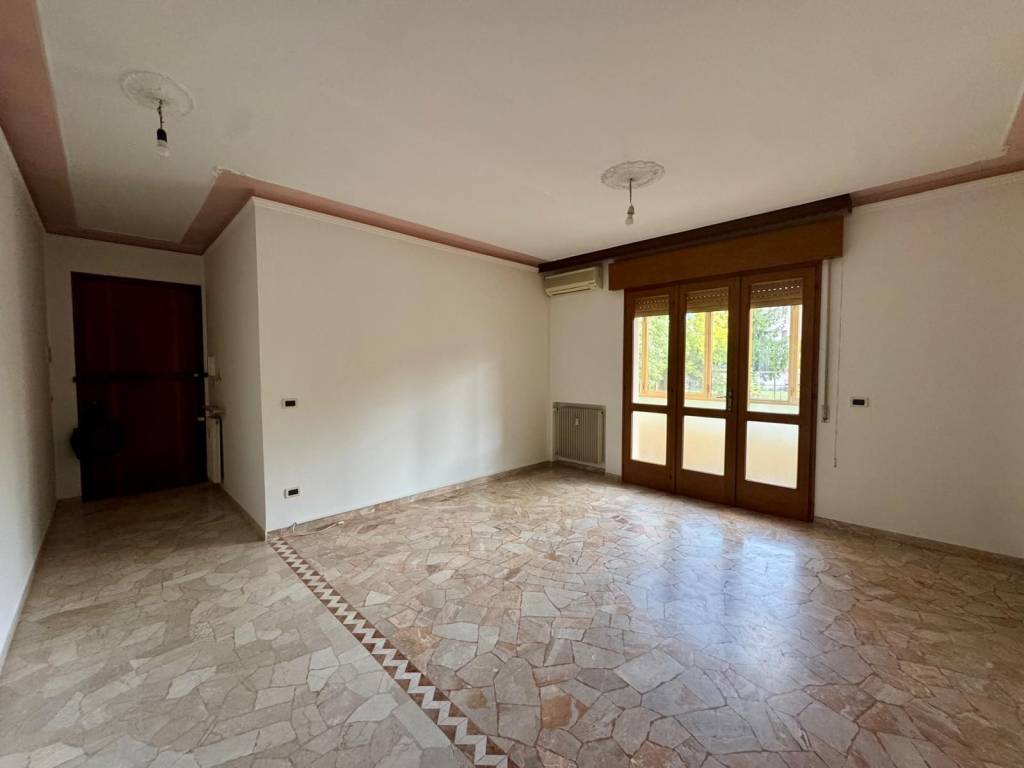 Appartamento a Porcia in Via Pola, 2 - Foto 2