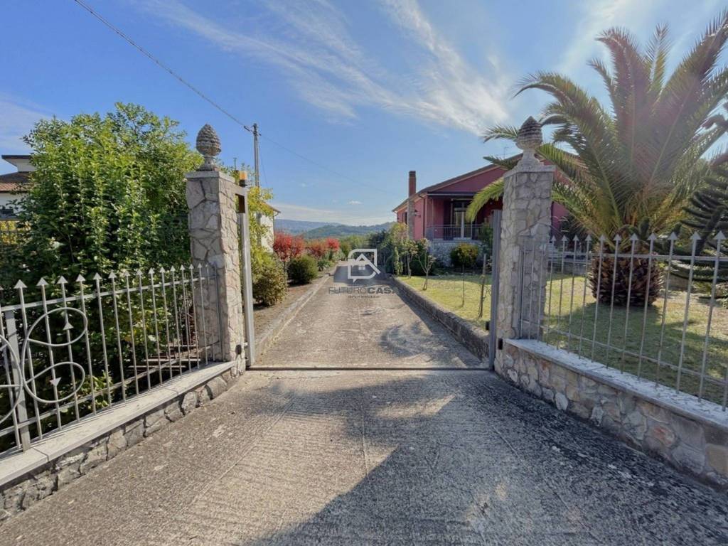 Villa a Taurasi - Foto 2
