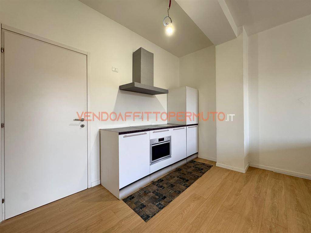 Appartamento a Urago d'oglio in Via Roma - Foto 4