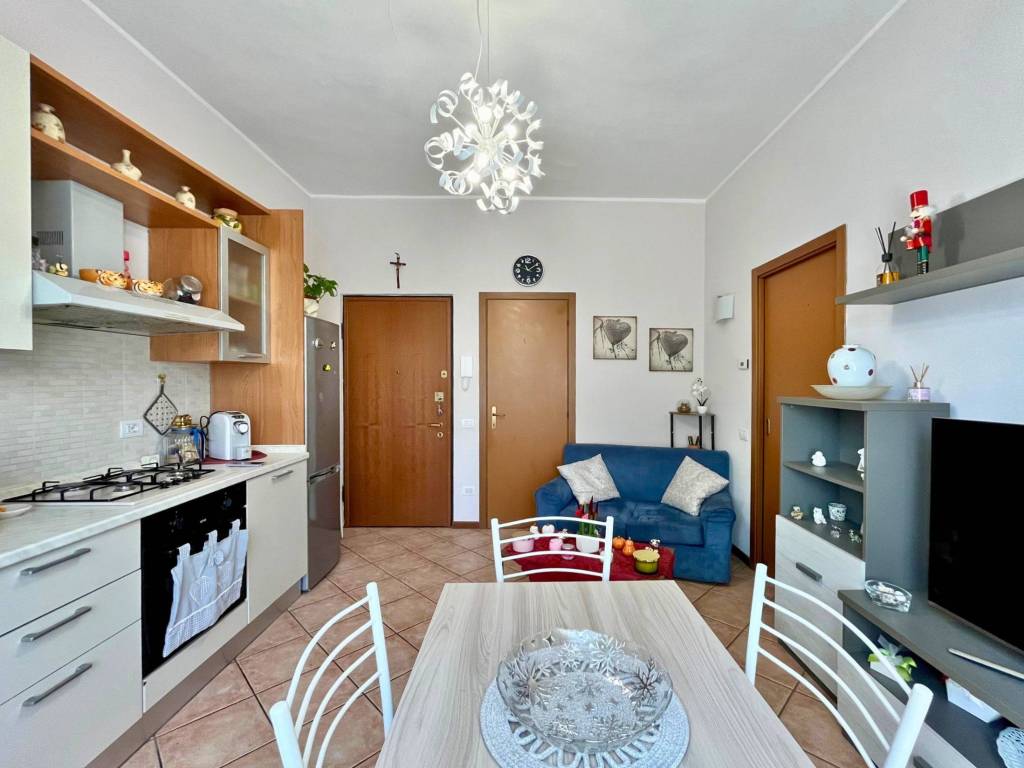 Appartamento a Casatenovo in Via Nino Bixio - Foto 5