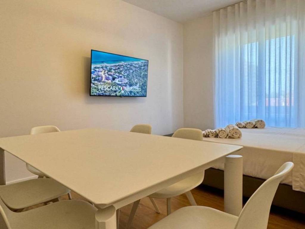 Appartamento a Montesilvano in Via Lago di Garda, 30 - Foto 2