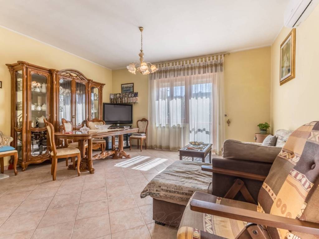 Villa a Sezze in Via Bassiano - Foto 3