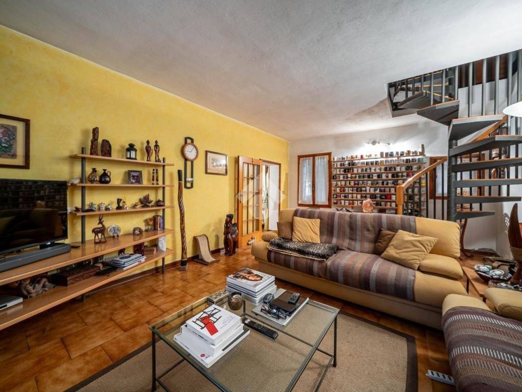 Appartamento a Reggio emilia in Via Guicciardini - Foto 3