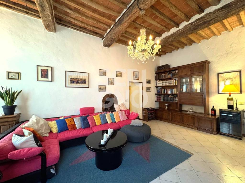 Appartamento a Pistoia in Piazza San Francesco d'Assisi - Foto 3