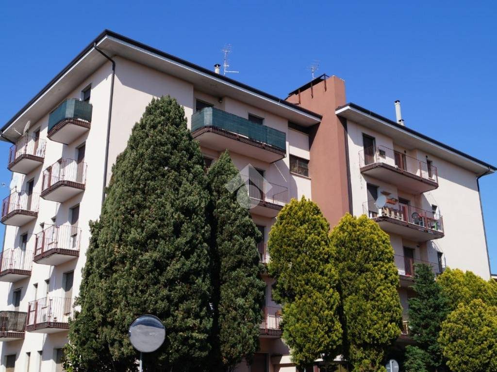 Appartamento a Verona in Via B. Giuliari, 4 - Foto 3