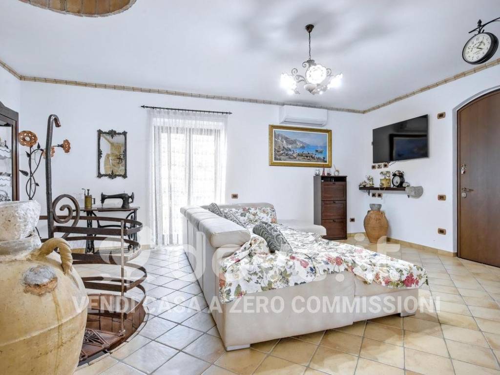 Villa a Salerno in Strada Provinciale Altimari, 7 - Foto 3