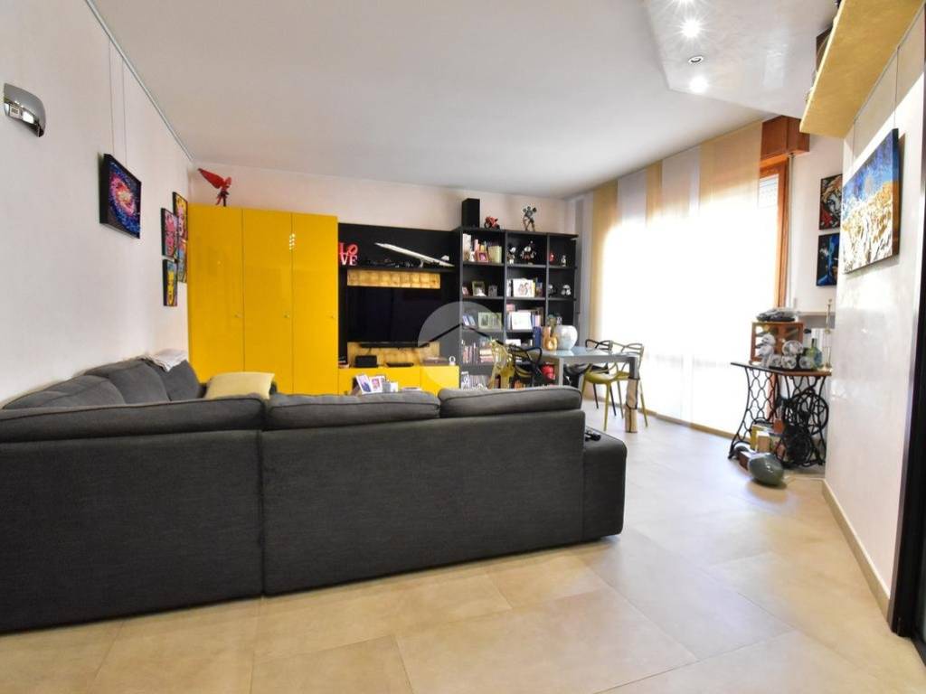 Appartamento a Parma in Via Mario Tomba, 23 - Foto 2
