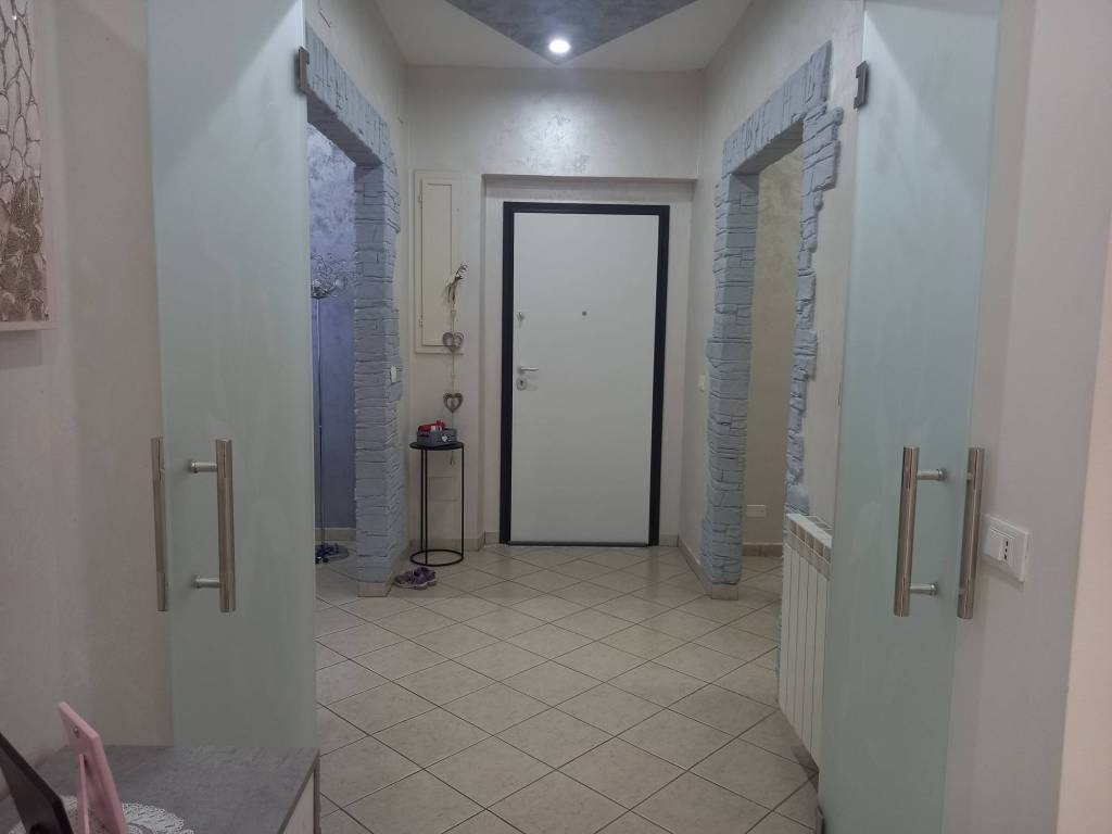 Appartamento a Badolato in Via Nazionale, 195 - Foto 2