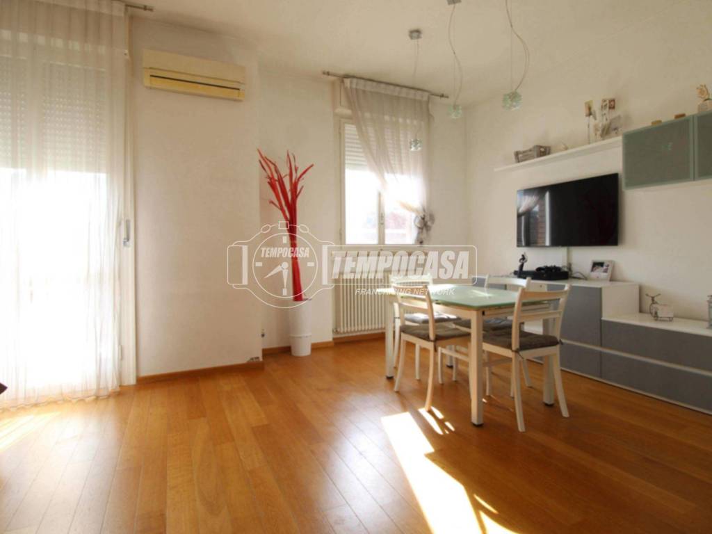 Appartamento a Reggio emilia in Via MEDAGLIE D'ORO - Foto 3