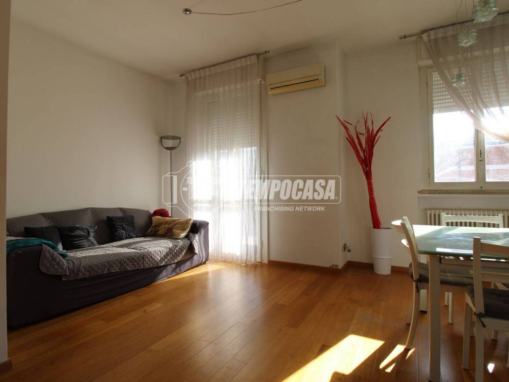 Appartamento a Reggio emilia in Via MEDAGLIE D'ORO - Foto 4