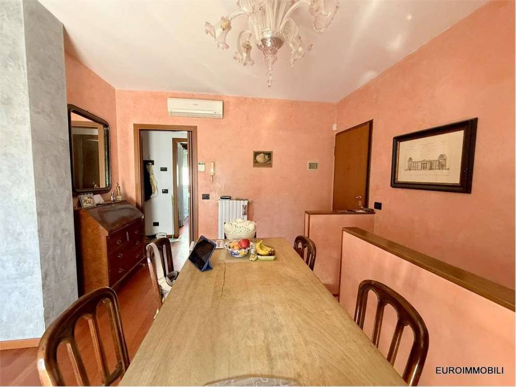 Appartamento a Montechiarugolo in Via Quattro Ottobre - Foto 3