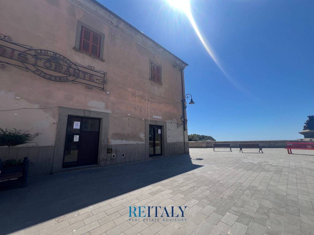 Immobile a Tarquinia in Piazza Camillo Benso di Cavour - Foto 2