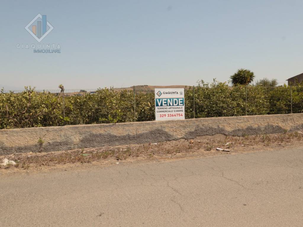Terreno a Palagonia in strada provinciale 132 - Foto 4