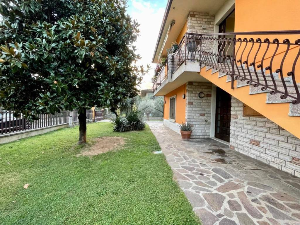 Villa a Puegnago sul garda in Via Bondinelli, 18 - Foto 5