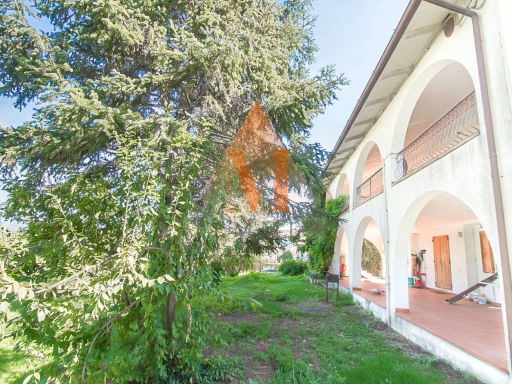 Villa a Terre roveresche in Via Giardino - Foto 2