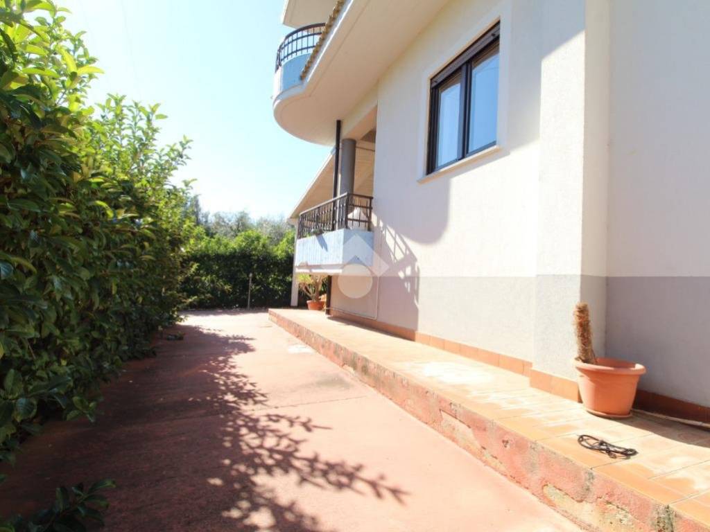 Villa a Montalto uffugo in Via Tesori, 21 - Foto 3