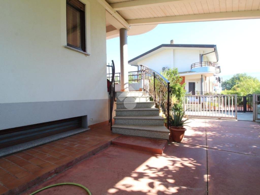 Villa a Montalto uffugo in Via Tesori, 21 - Foto 4