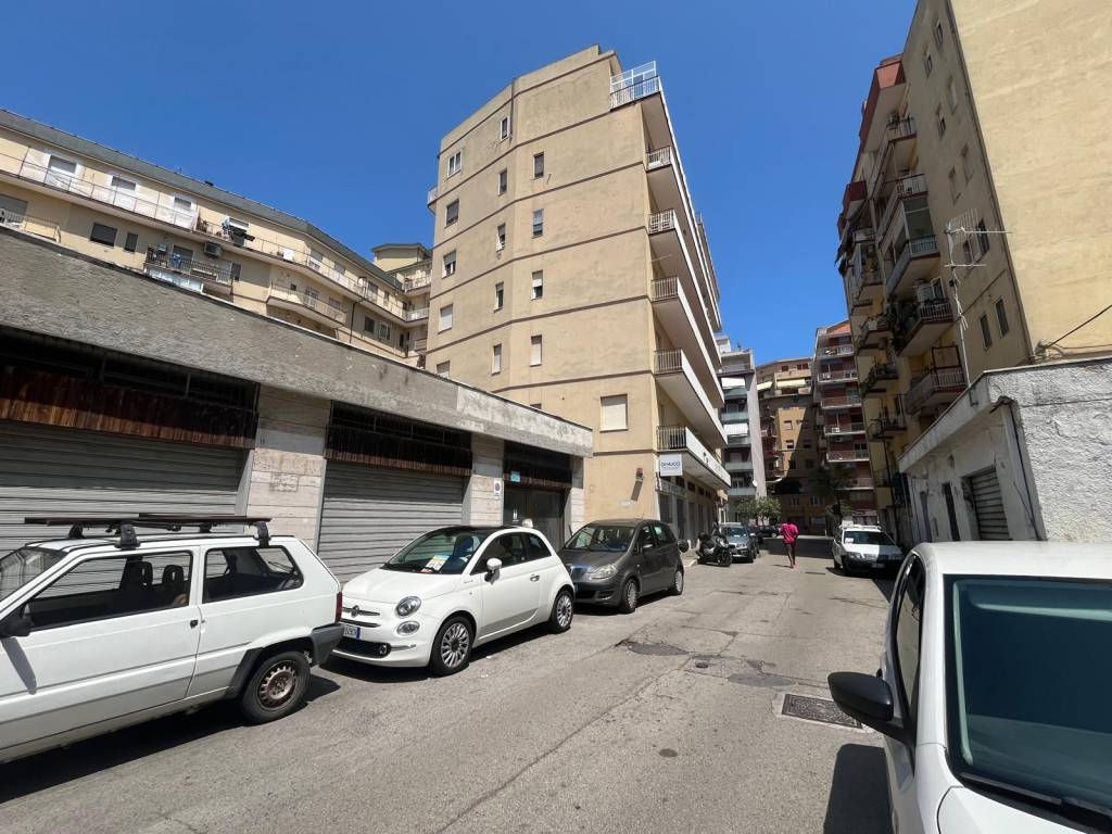 Box / garage a Pescara in Via Tinozzi, 15, 65126 Pescara PE, Italia - Foto 5