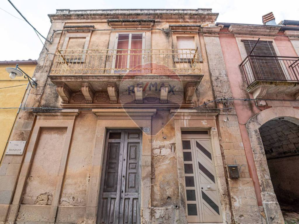 Casa indipendente a Palazzolo acreide in Via Mantoni, 16 - Foto 2