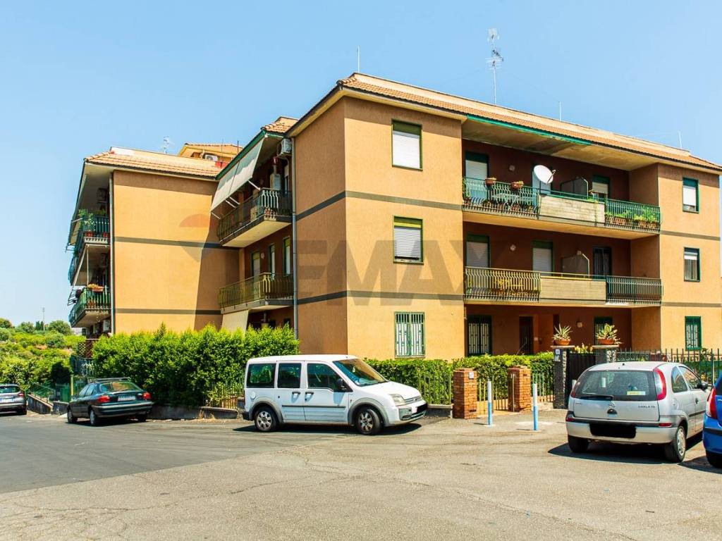 Appartamento a Aci catena in Via San Giuseppe San Filippo, 67 - Foto 2