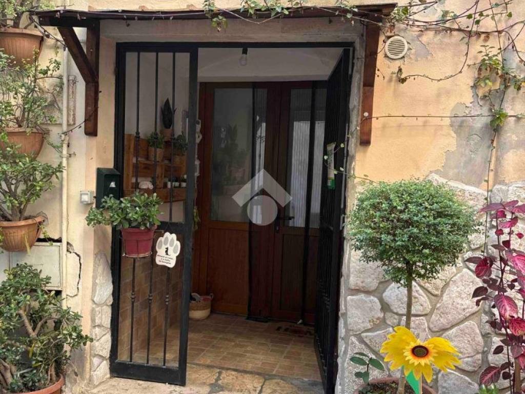 Casa indipendente a Venafro in Via Amico da Venafro, 14 - Foto 3